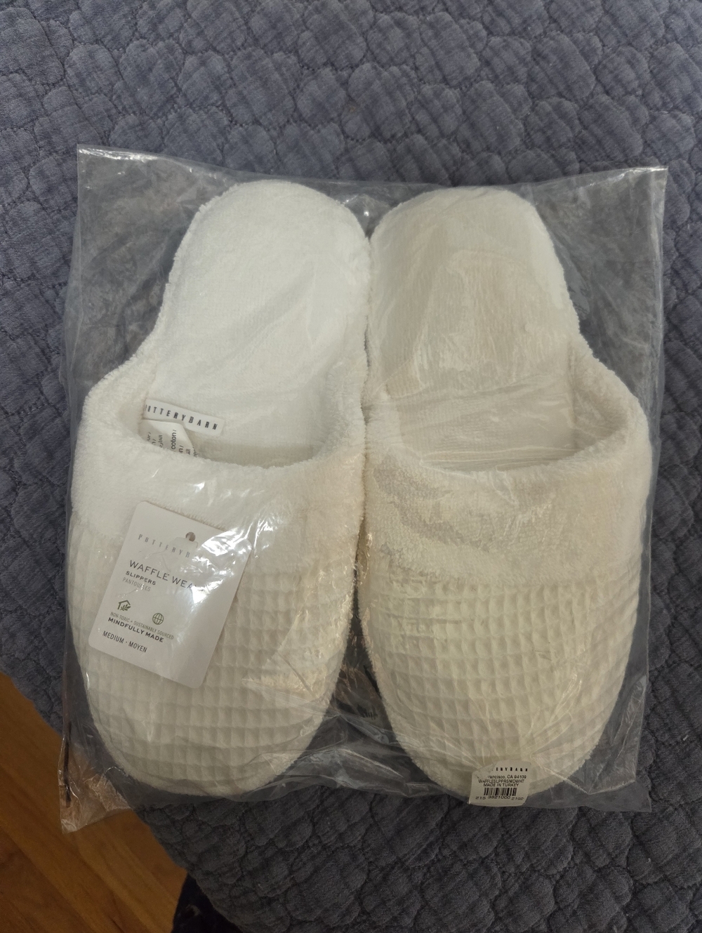 NWT White Pottery Barn Waffle Weave Slippers